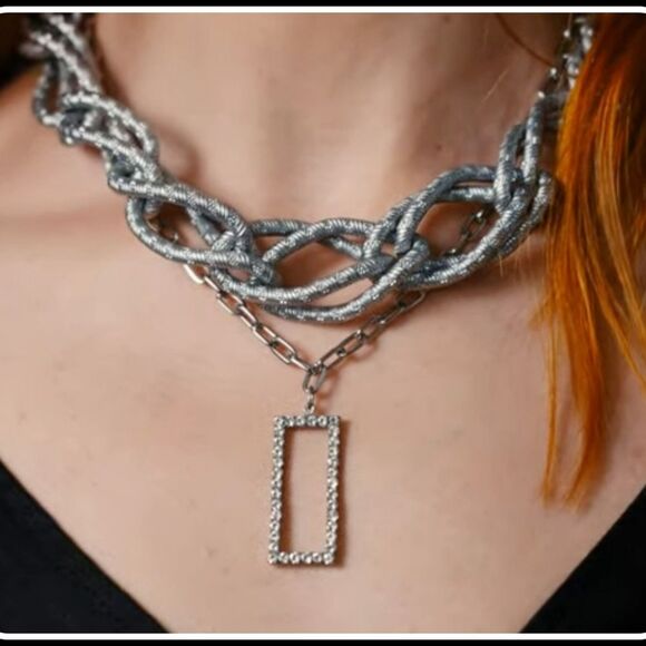 #Sabika Fall 2022 What Matters Bold Chunky Chain Link Necklace #NWOT - Picture 6 of 7